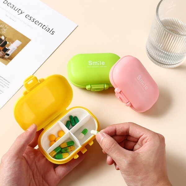 BS0251J-Wholesale Plastic Small Pill Box Four Compartments Portable Sealed Pill Organizer