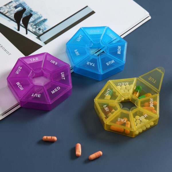 BS0298J-Wholesale 7-Compartment Weekly Heptagonal Pill Box