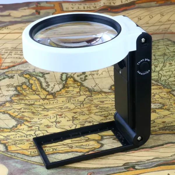 BS0504G-Magnifying Glass with LED (L) - Image 3