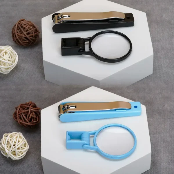 BS0847G-Nail Clippers With Magnifying Glass and Zoom Light - Image 3