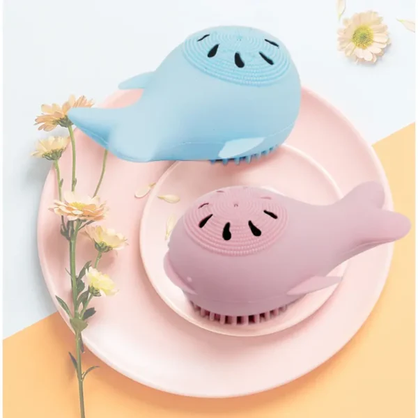 Little Whale Face Cleaning Brush (16)