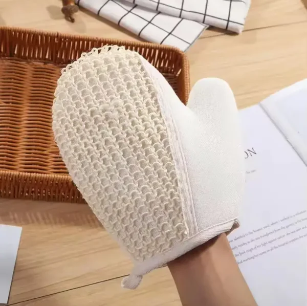 Natural Classic Exfoliating Bath Spa Scrub Glove (4)
